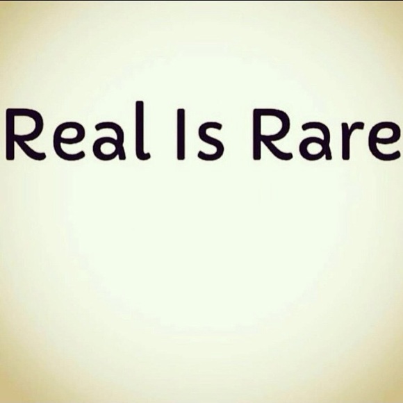 Meet your Posher, Lauren - Picture 12 of 13